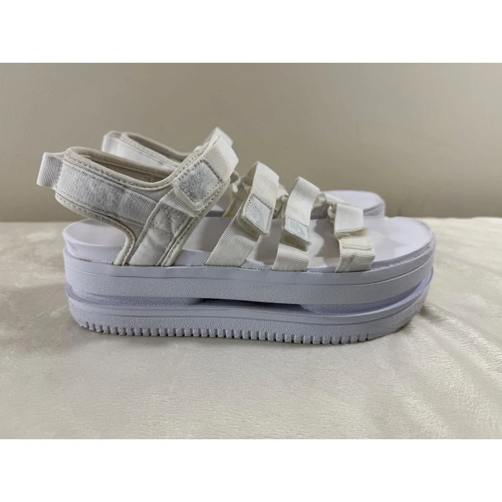 Nike Women's 9 White Platform Sport Sandals Hook & Loop Casual Comfort